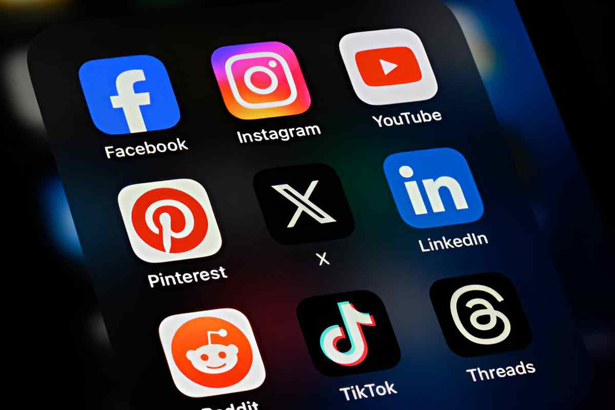 How Do You Make Social Media a Positive Place?