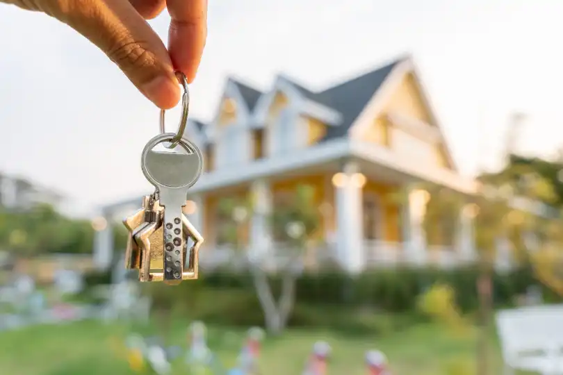 Nearly 70% of Americans think the economy is on the ‘wrong track’ and even more think it’s a bad time to buy a home, Fannie Mae survey shows
