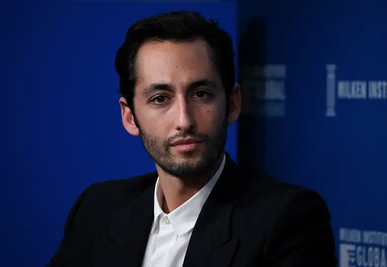 Sweetgreen’s CEO is beefing up protein portion sizes because corporate America is demanding more from $16 sad desk salads